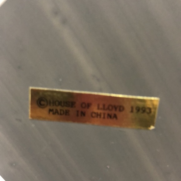 ORNAMENT “JESUS, MARY,& JOSEPH” AT THE MANGER - Picture 4 of 4